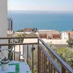 Cozy In With House Sea View Apartmán