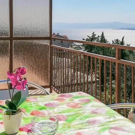 Apartment 2 Bedroom In